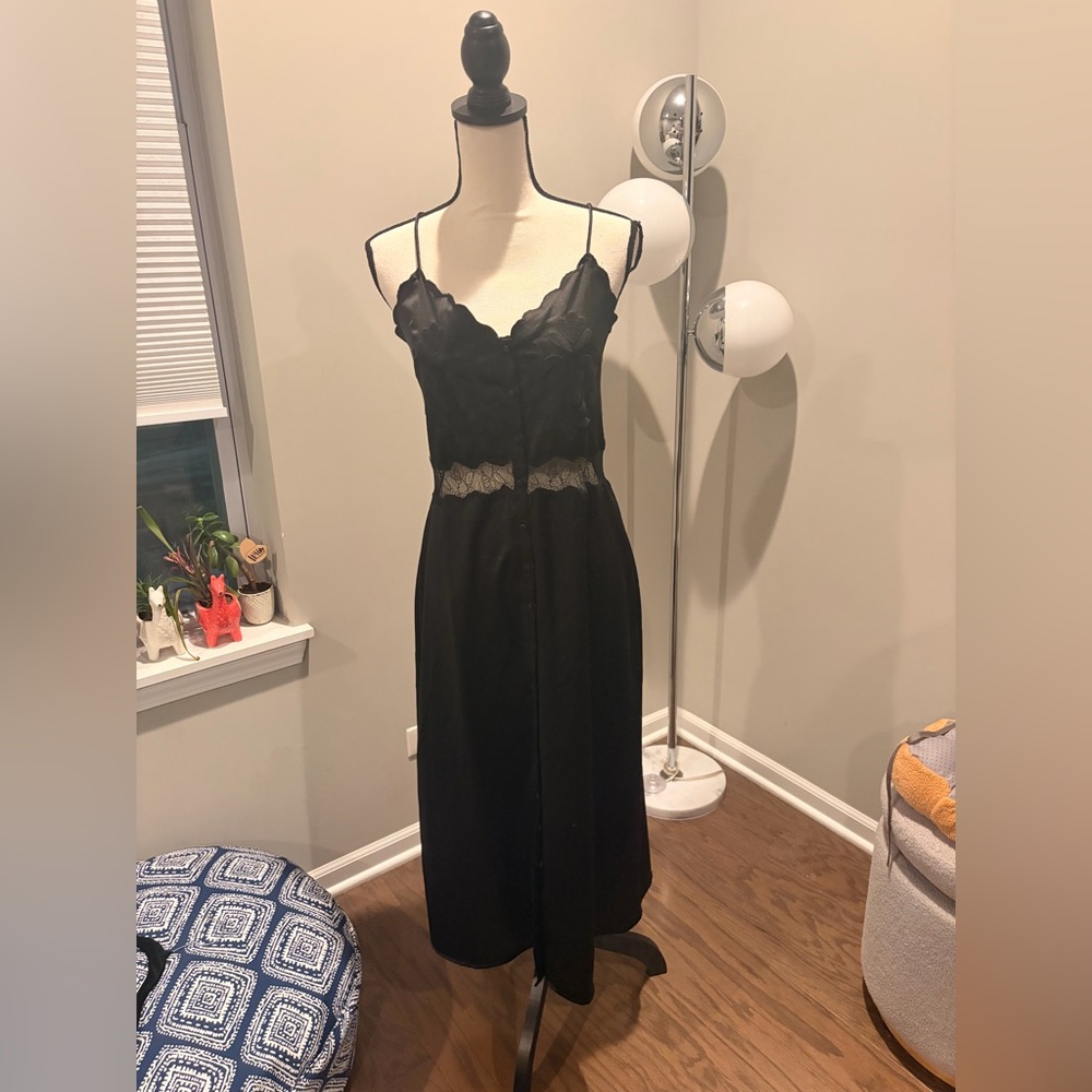 ✨Zara (NWT) Black Lace Trim Nightgown Size M✨